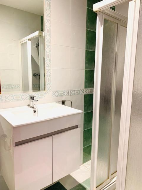 Benicàssim Apartamentos Playa Centro מראה חיצוני תמונה